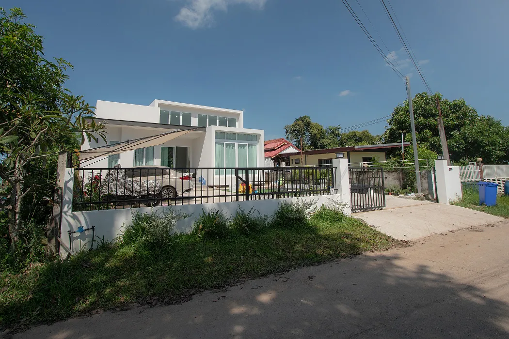 ผลงานสร้างบ้าน คุณวนิดา อ.ส่องดาว จ.สกลนคร