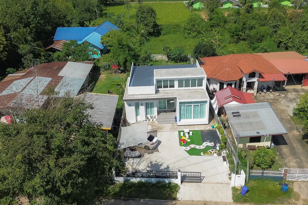 ผลงานสร้างบ้าน คุณวนิดา อ.ส่องดาว จ.สกลนคร